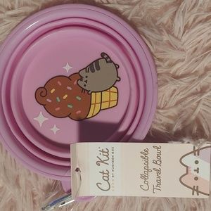 Pusheen collapsible bowl